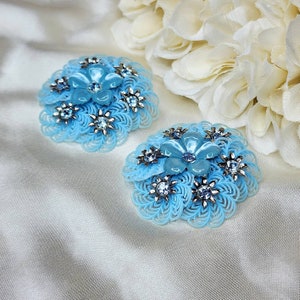 1960&#39;s Blue Rhinestone Lacey Blue Floral Clip On Earrings