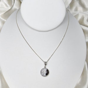 925 Sterling Sliver Pendant & Chain