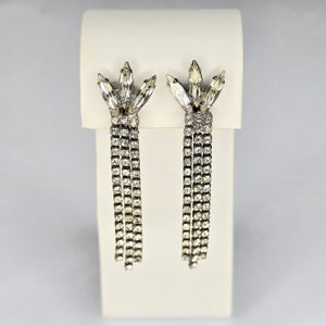 1960s Silver Tone Rhinestone Dangle Earrings