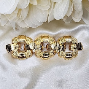 Vintage Monet Goldfarbene Brosche