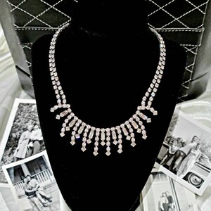 1950&#39;s Silver Tone Art Deco Style Rhinestone Necklace