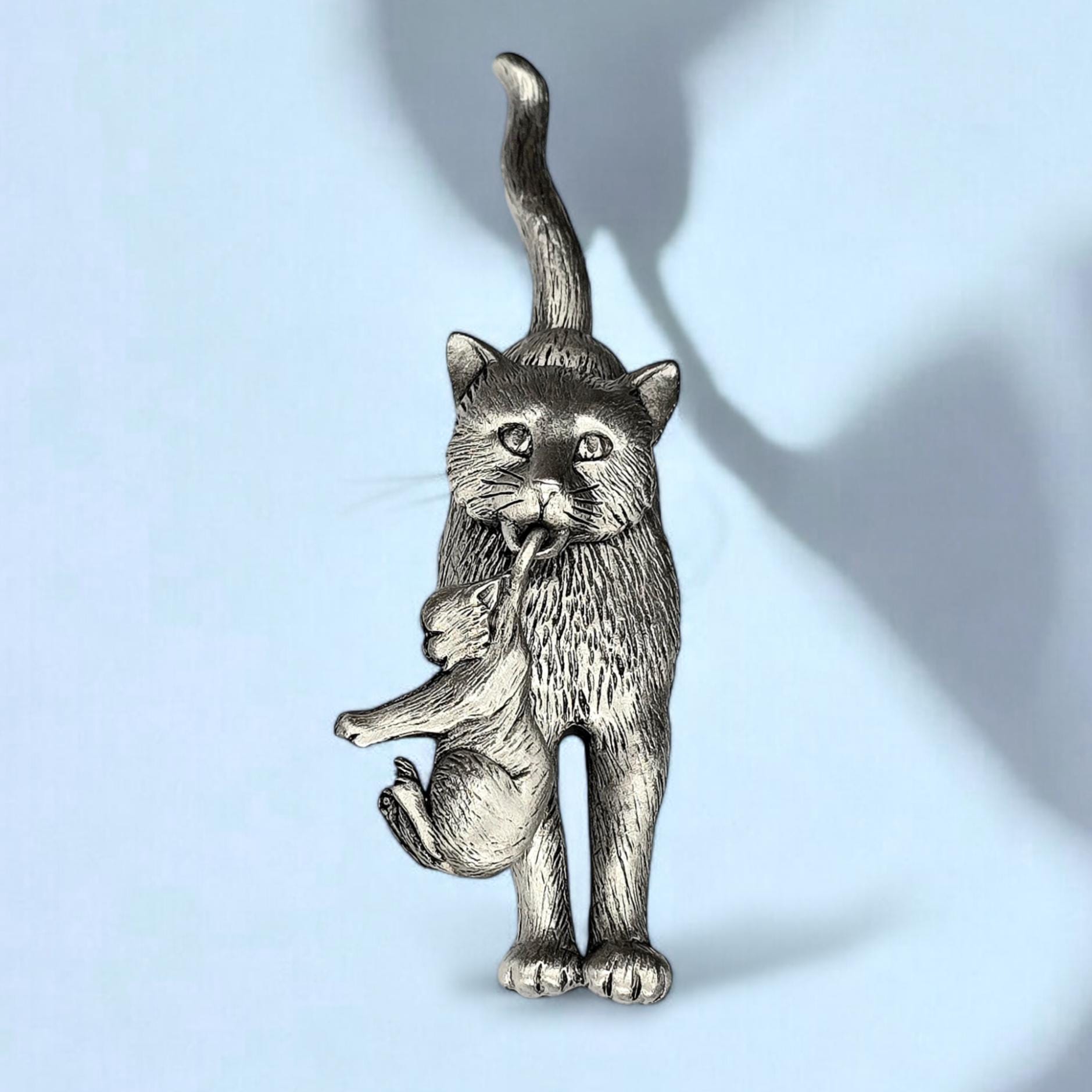 JJ刻印 ブローチ 猫の通販 by kimi's shop｜ラクマ
