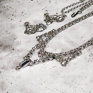 1950s Silver Tone Clear Rhinestone Necklace & Earrings Set
