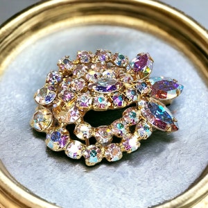 1960s Gold Tone Aurora Borealis Rhinestone Brooch