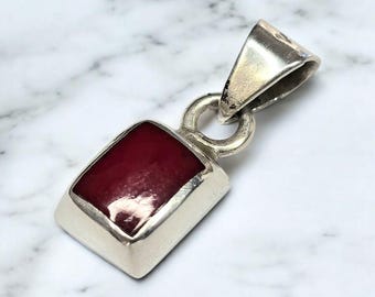 Vintage Mexico Silver Red Gemstone Minimalist Pendant