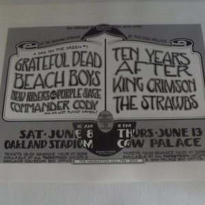 Póster original del concierto de Grateful Dead de 1974: Bill Graham: Un día en el Green con los Beach Boys, diez años después > por Randy Tuten