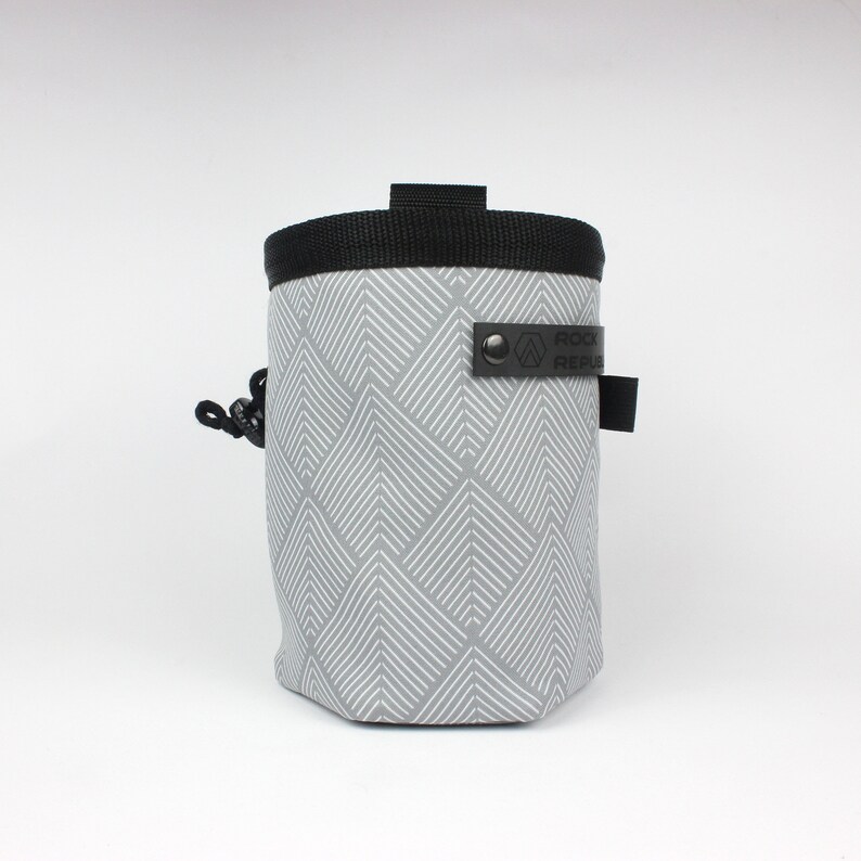 GREY JACQUARD Chalk Bag with soft ecru fleece lining Indoor, Out GREY JACQUARD Chalk Bag with soft ecru fleece lining Indoor, Out