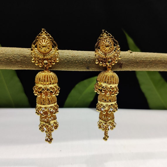 Gold Earrings | Gold earrings designs, Gold bridal earrings, Gold jewelry  outfits