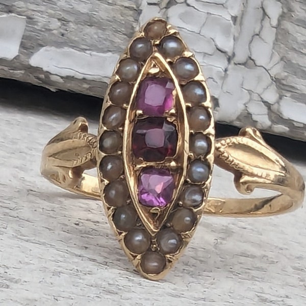 Bague marquise ancienne en or 18 carats, perles, et rubis - Bague marquise vintage