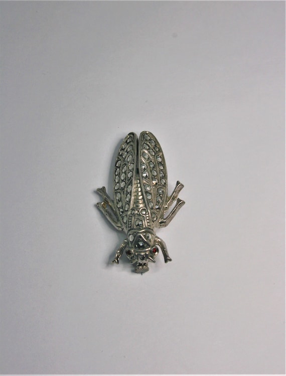 Vintage cicada brooch Silver Brooch insect