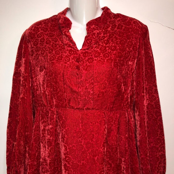 Vintage Handmade Size 6-8 Red Crushed Velvet Maxi… - image 4