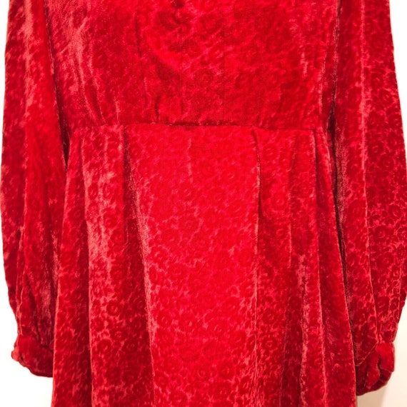 Vintage Handmade Size 6-8 Red Crushed Velvet Maxi… - image 5