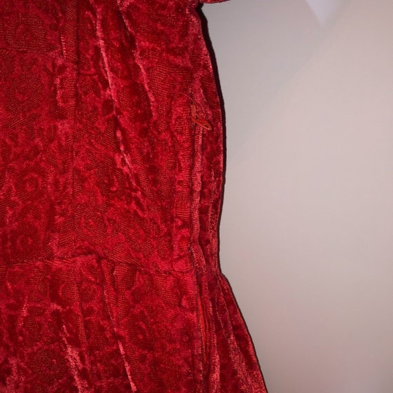 Vintage Handmade Size 6-8 Red Crushed Velvet Maxi… - image 7