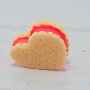 Heart Sandwich Cookie Cabochons: Fake Bake Craft Supplies