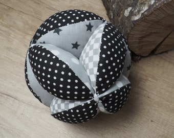 Monochrome Montessori ball, Soft ball, Puzzle ball, Amish ball, Fabric ball, Gripping toy, Amish toy, Baby shower gift, Busy toy