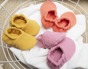 Chaussures pour bébé en mousseline, Semelle souple Chaussures pour nouveau-né, Préambulateurs, Pantoufles en tissu, Moccs pour bébé, Chaussures en gaze Doiblw, Moccs à double gaze, Chaussures pour bébé