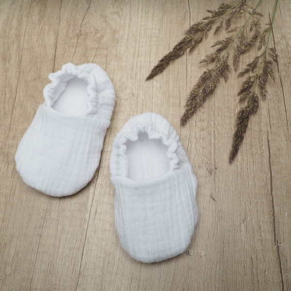 White Baptism Shoes, Muslin, Double gauze Baby slippers, Soft sole baby shoes, Goddoughter gift, Baby and Toddles Christening shoes