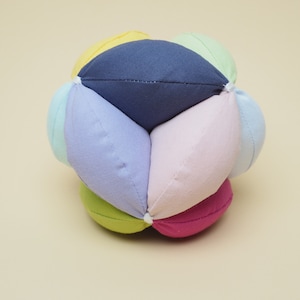 Montessori gripping ball, Soft ball, Montessori puzzle ball, Baby toy, Soft baby ball, Baby gift, Baby shower gift, Amish ball,Gripping toy