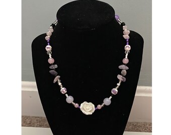 White Flower Necklace