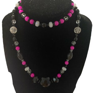 Black and Fuchsia Jewelry Set W/ Necklace, Bracelet, and Earrings
