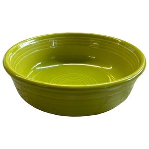 Fiesta - Lemongrass Green Medium Soup Bowl Homer Laughlin Kitchenware Dinnerware