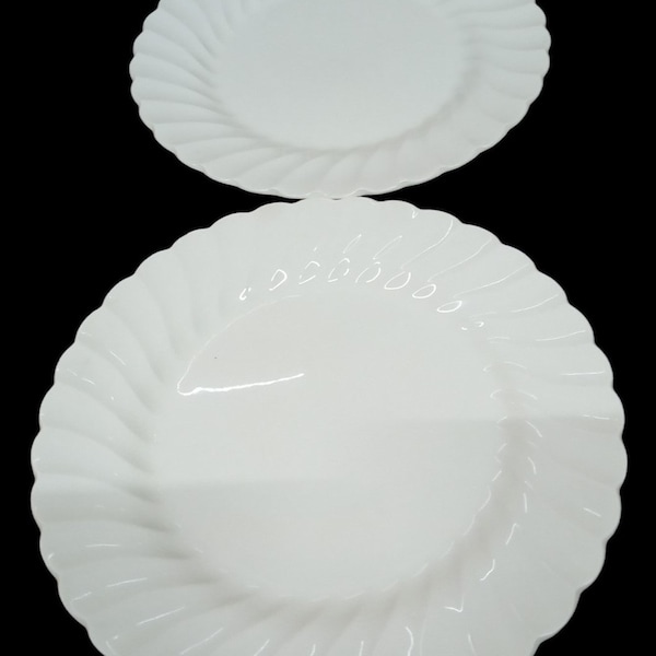 Set Of 2 Myott Olde Chelsea Cream White Swirl Plates Vintage Serveware 1970s