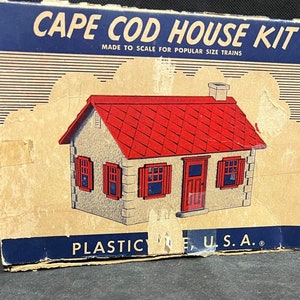 Vintage Plasticville USA Cape Cod House Kit Original Box