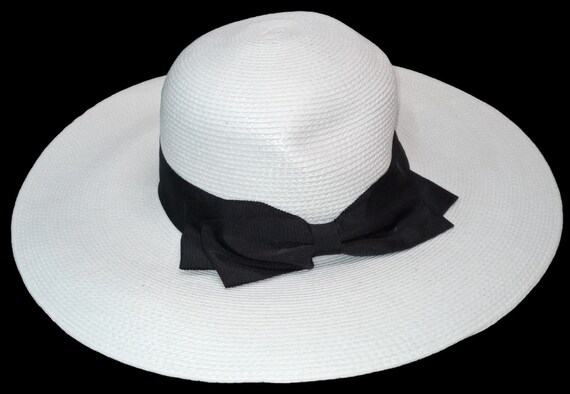 White Woman's Hat Antique Straw w/ Ribbon Vintage… - image 3