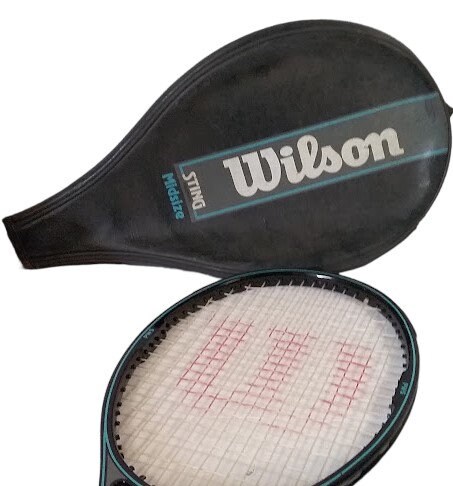 Raquette Wilson Sting Graphite – Avec Housse – Poignée 4 3/8 – Occasion