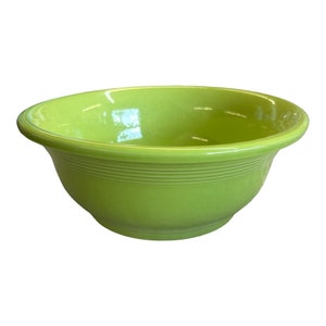 Fiesta - Chartreuse Green Large Multi-Purpose Bowl Mixing Homer Laughlin Ceramic