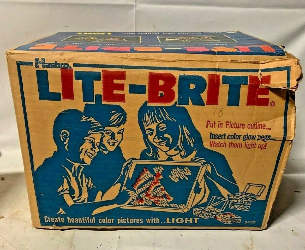 Lite Brite - 1967 - 25+ Unpunched Sheets - 200+ Pegs - Working - Very