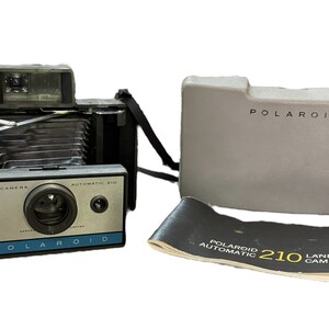 Polaroid 210 Land Camera Automatic Film Photography Vintage