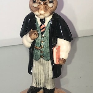 Royal Doulton Bunnykins &quot;School Master&quot; 1987