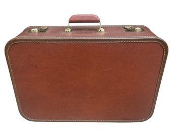 Maleta de viaje o estuche de viaje vintage J.C. Higgins de color marrón rojizo para pasar la noche.