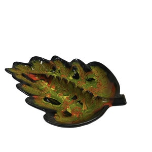 Retro Vintage Leaf Shape MCM Ashtray Marbled Red Green Black USA Ceramic