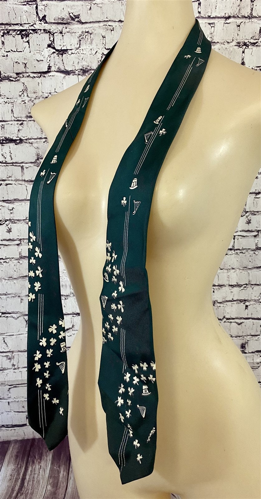 1940s Mens Ties | Wide Ties & Painted Ties Vintage 1940S - 50S Irish Theme Silky Dark Green  White Necktie $23.95 AT vintagedancer.com