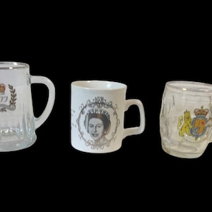 Lot of 3 Vintage Cups Queen Elizabeth II Commemorative Glasses Silver Jubilee