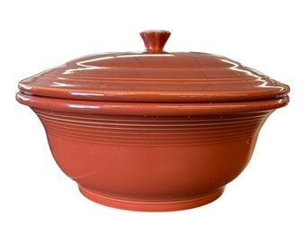 Fiesta - Paprika Brown Covered Casserole Dish Homer Laughlin Ceramic Servingware