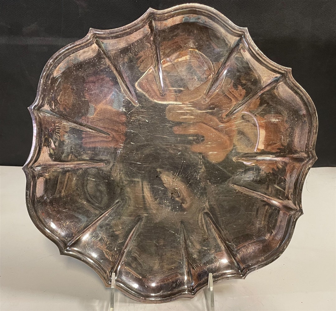 Vintage Chippendale International Silver Company Scalloped Trinket Tray