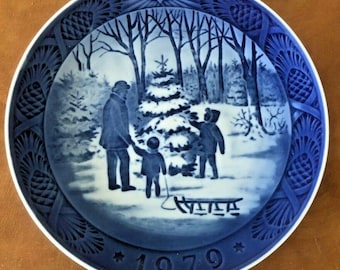 Precioso plato navideño de colección de Royal Copenhagen de 1979