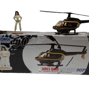corgis Classics James Bond Collection Stromberg Hubschrauber & Naomi Figurenset