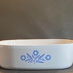 2 Quart Vintage Corning Ware Blue Cornflower Patterned Casserole Dish w / No Lid