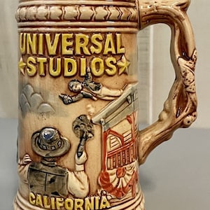 Boccale di birra vintage del ponte crollato degli Universal Studios Hollywood, California