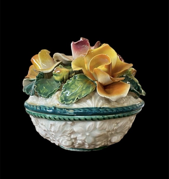 Ceramic Flower Trinket Box Italy VI - image 1