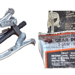 Buffalo Tools Industrial Gear Puller Vintage Collectible Garage Tool Workshop