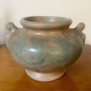 Brush McCoy 6&quot; Round Pottery Planter Matte Mottled Glaze 1920s Green/Blush Color