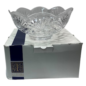 Crystal Bowl 24% Full Lead Handcut Footed Scallop Bowl With original Box Vintage