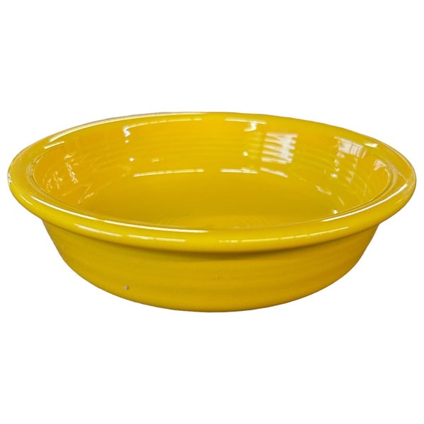 Fiesta - Daffodil Yellow Medium Bowl Homer Laughlin Ceramic Dish Kitchenware HLC