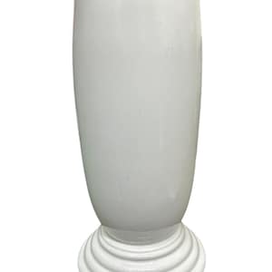 Fiesta - White Neutral Millennium III Flower Vase Homer Laughlin Ceramic