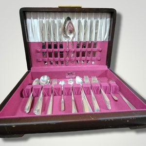 Antique Silver Set 1881 Rogers Silverplate By Oneida Brookwood/Banbury Pattern